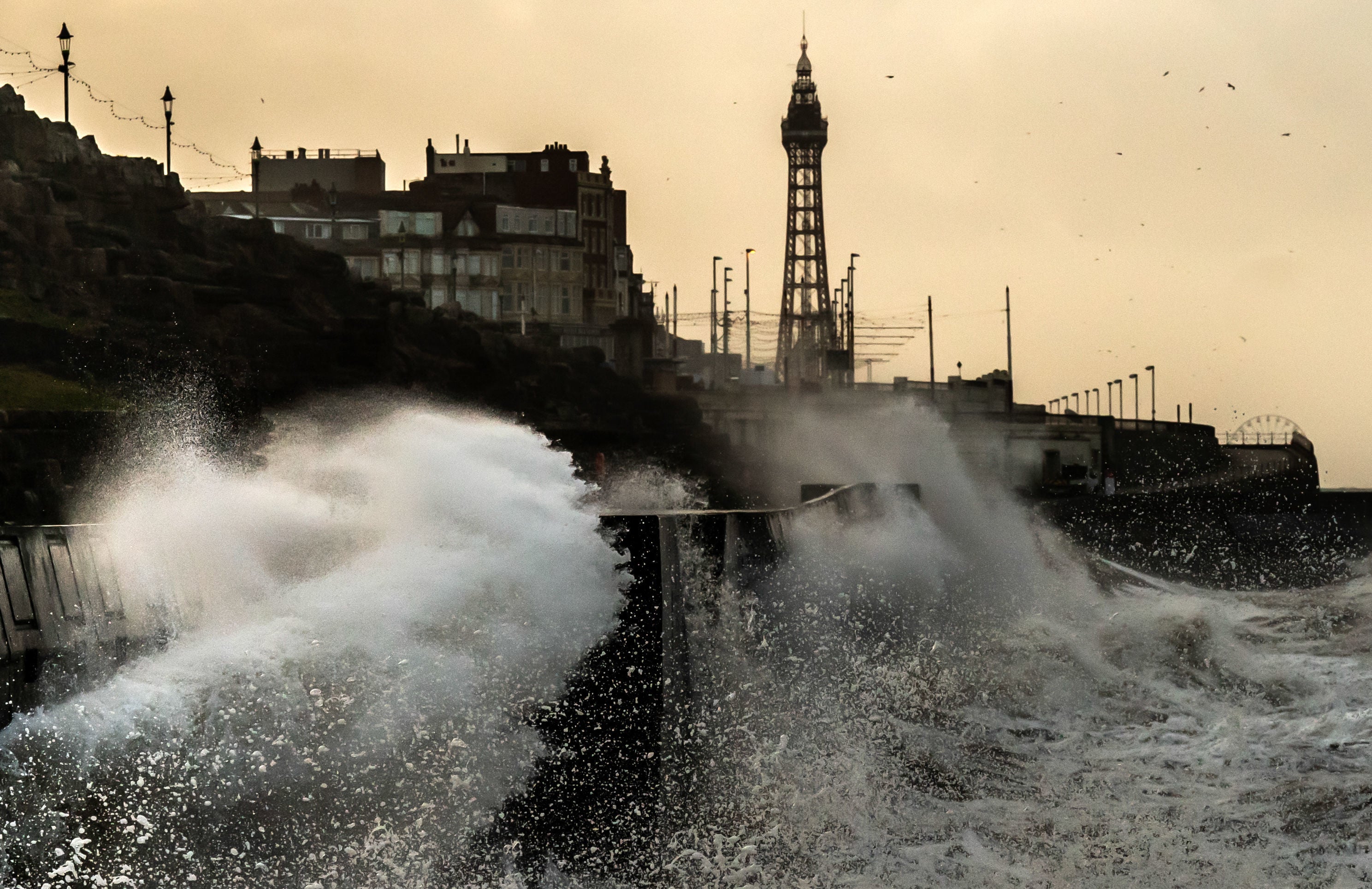 Huge Search For Woman At Sea As Storm Jocelyn Batters UK Coastline ...